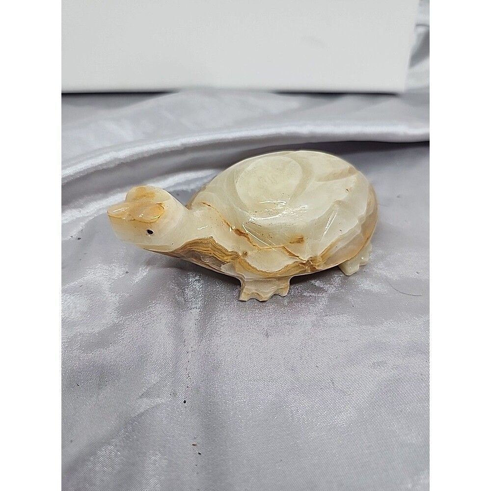 Onyx Hand Carved White Turtle Figurine 5 x  2.5